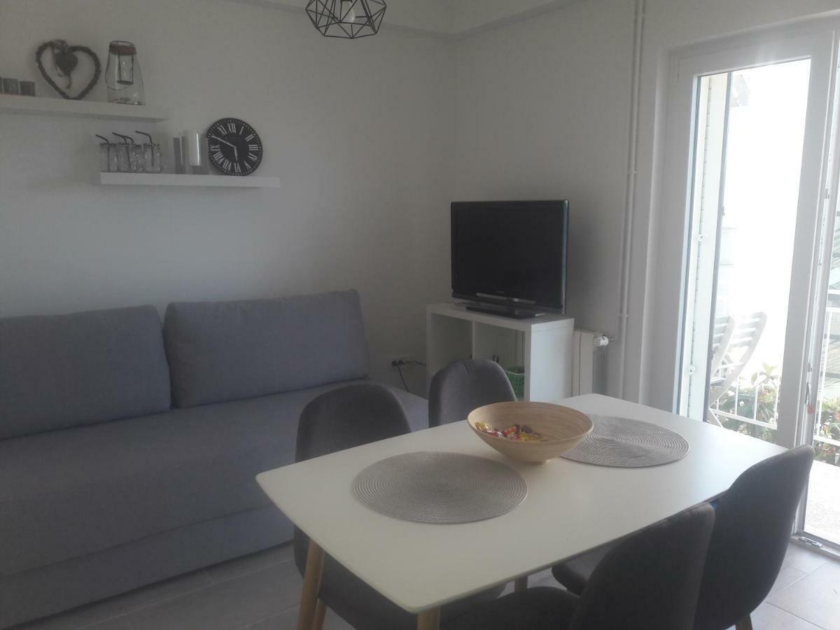 Apartment Tea 2 Primosten Exterior photo